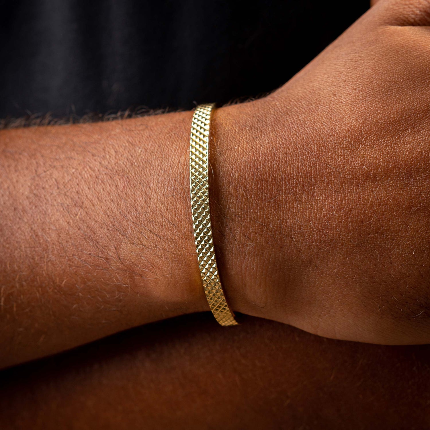 Gouden Cuff armband met Diamant Motief